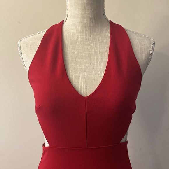 A’Gaci woman’s cut out stringy spaghetti strap back, zipper closure red dress - Picture 4 of 14
